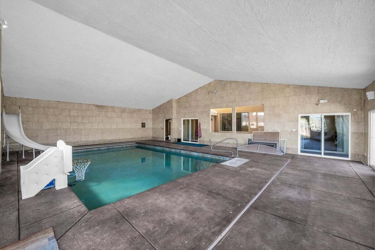 QUAIL LAKE ESTATES - Residential