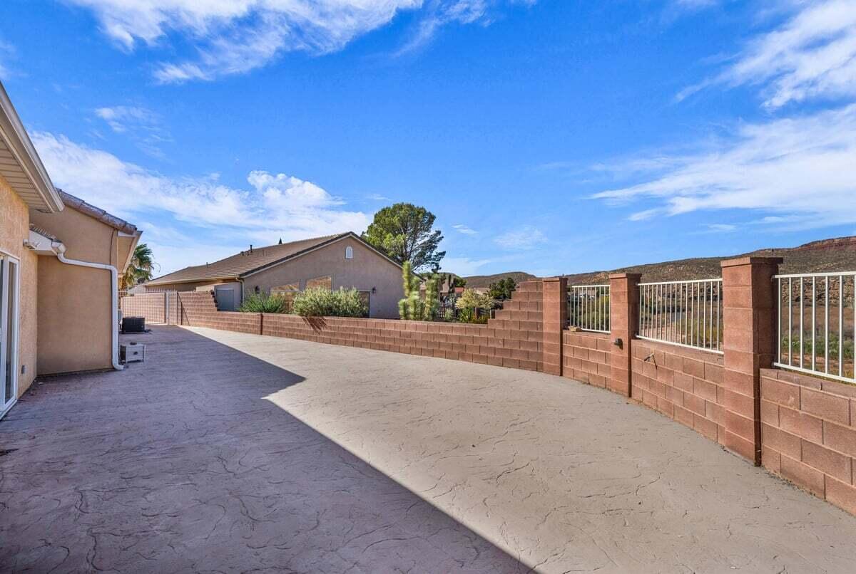 QUAIL LAKE ESTATES - Residential