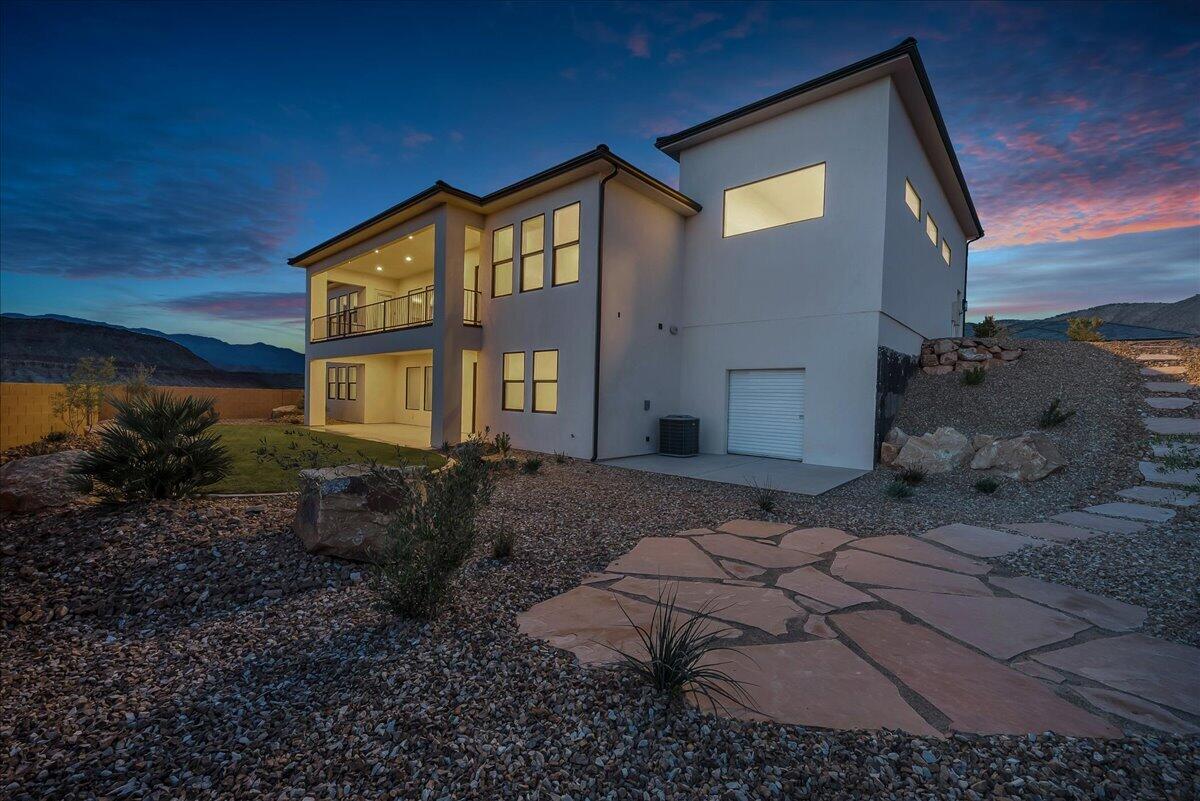 HEIGHTS AT WASHINGTON BENCH - Residential