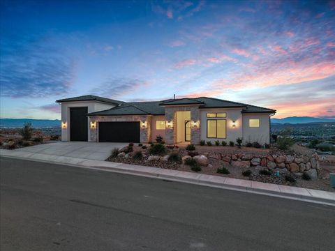 Tiny photo for 2072 S Pony Way, Washington, UT 84780 (MLS # 26-271850)