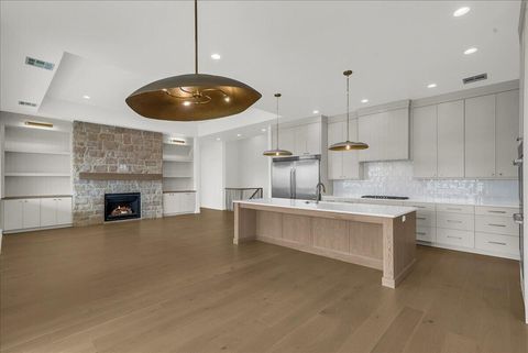 Tiny photo for 2072 S Pony Way, Washington, UT 84780 (MLS # 26-271850)