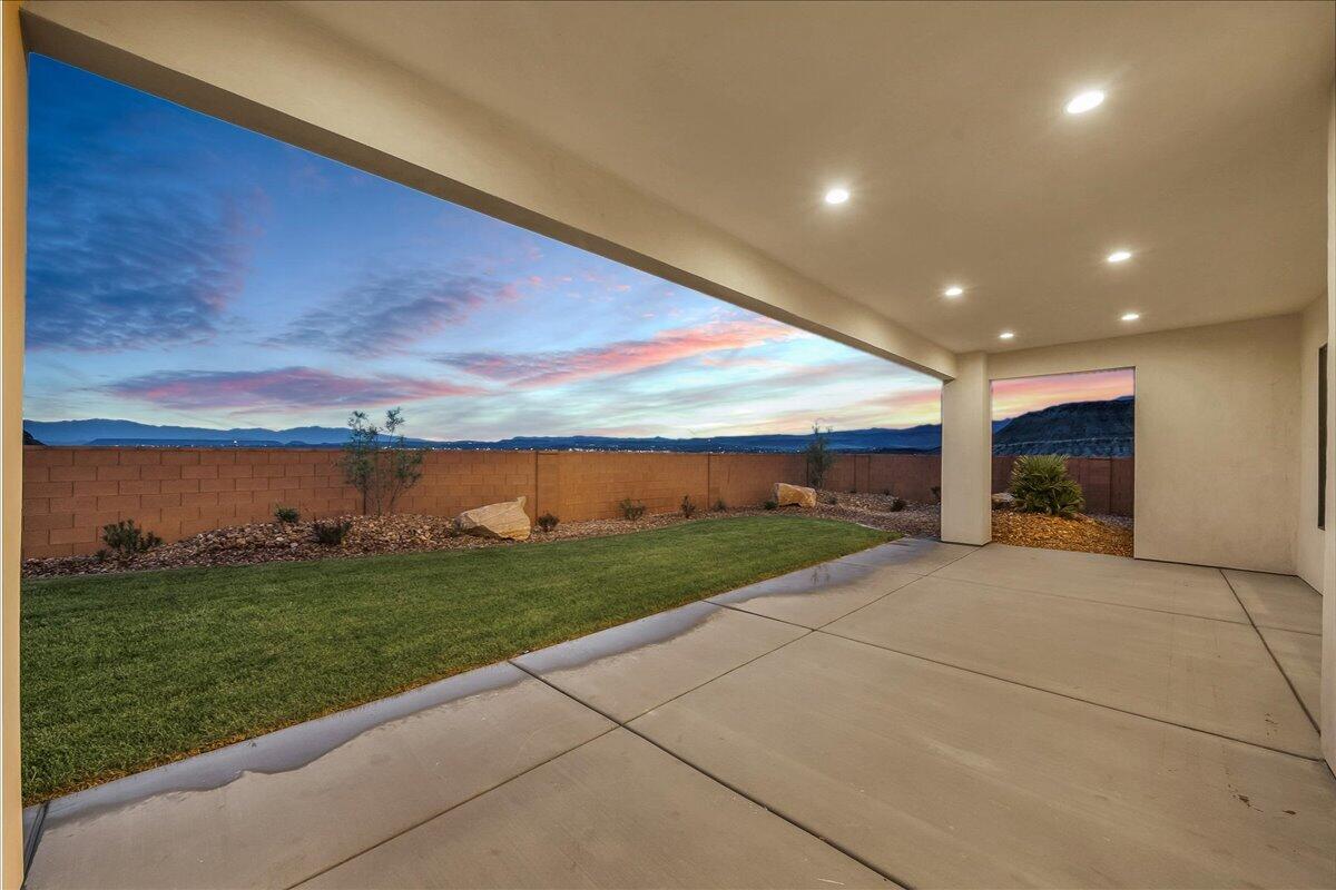 HEIGHTS AT WASHINGTON BENCH - Residential