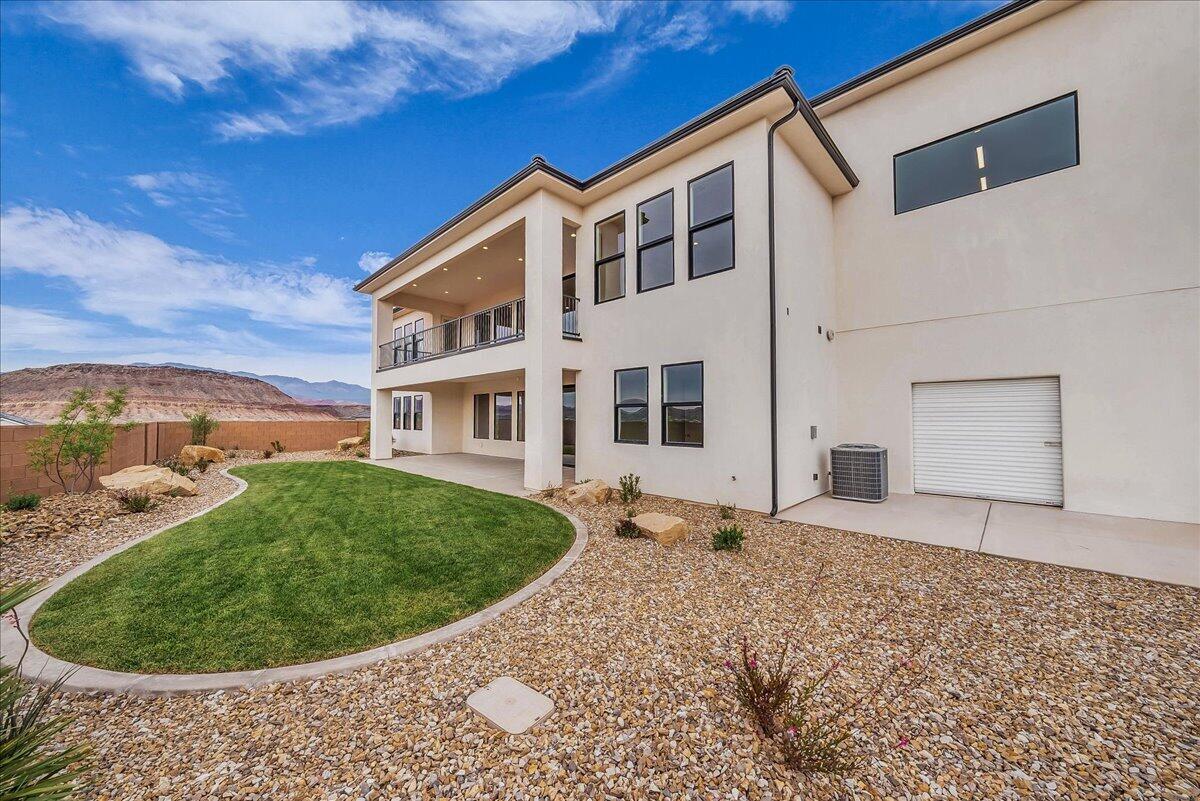 HEIGHTS AT WASHINGTON BENCH - Residential