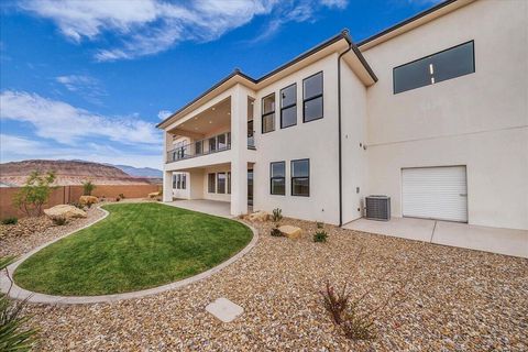 Tiny photo for 2072 S Pony Way, Washington, UT 84780 (MLS # 26-271850)