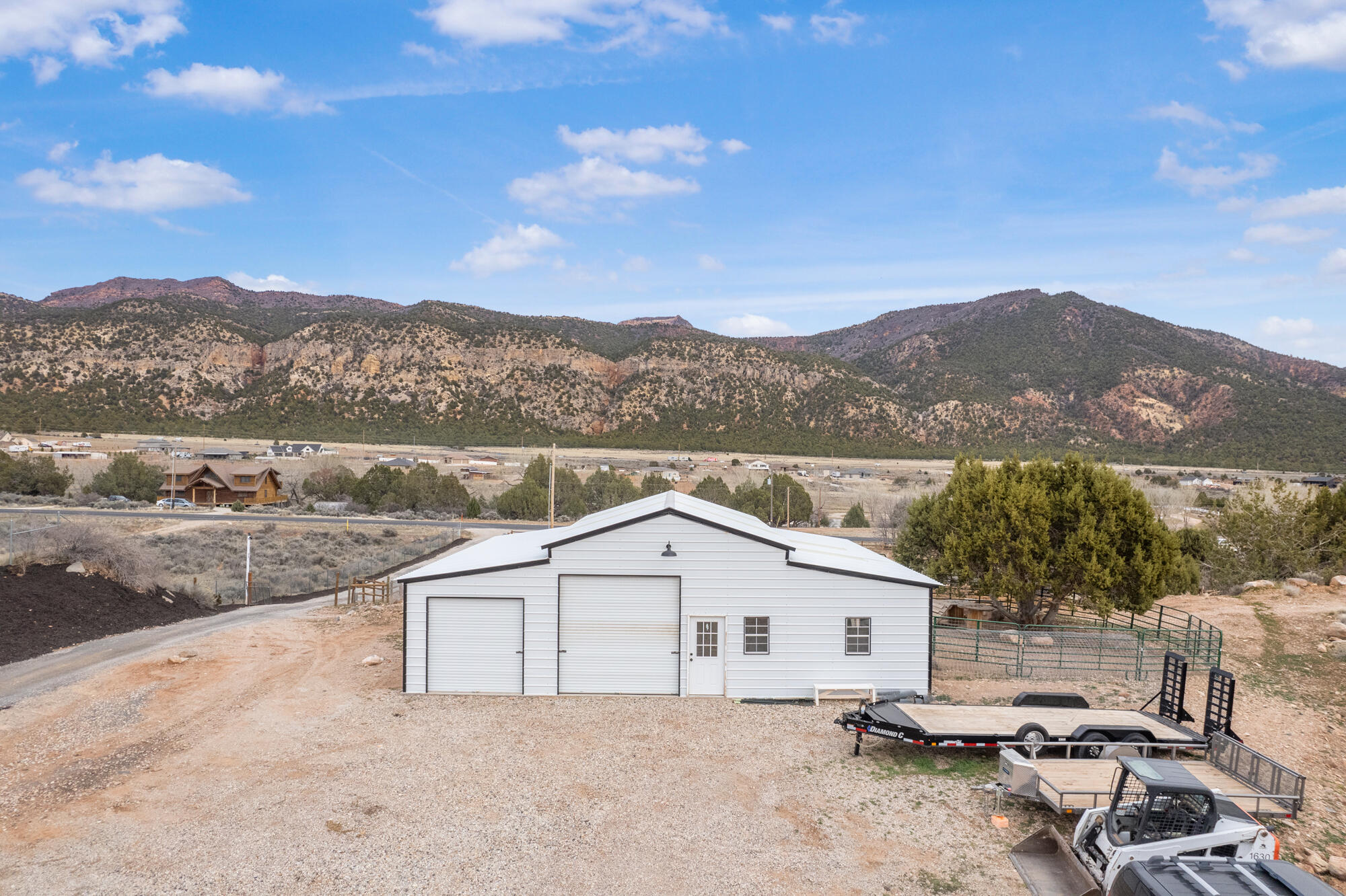 BLACKRIDGE RANCHES - Residential