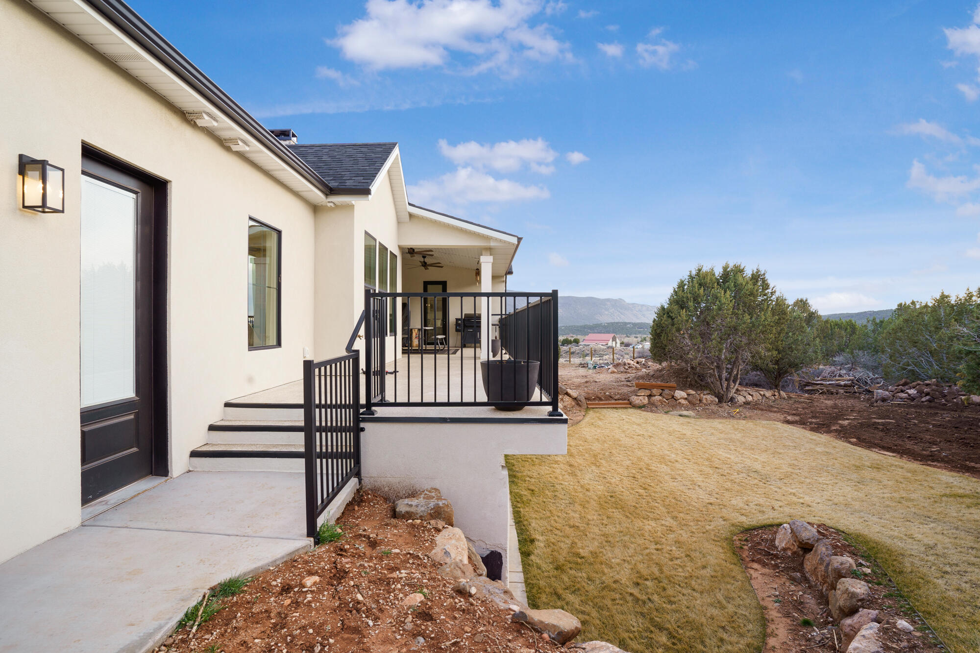 BLACKRIDGE RANCHES - Residential