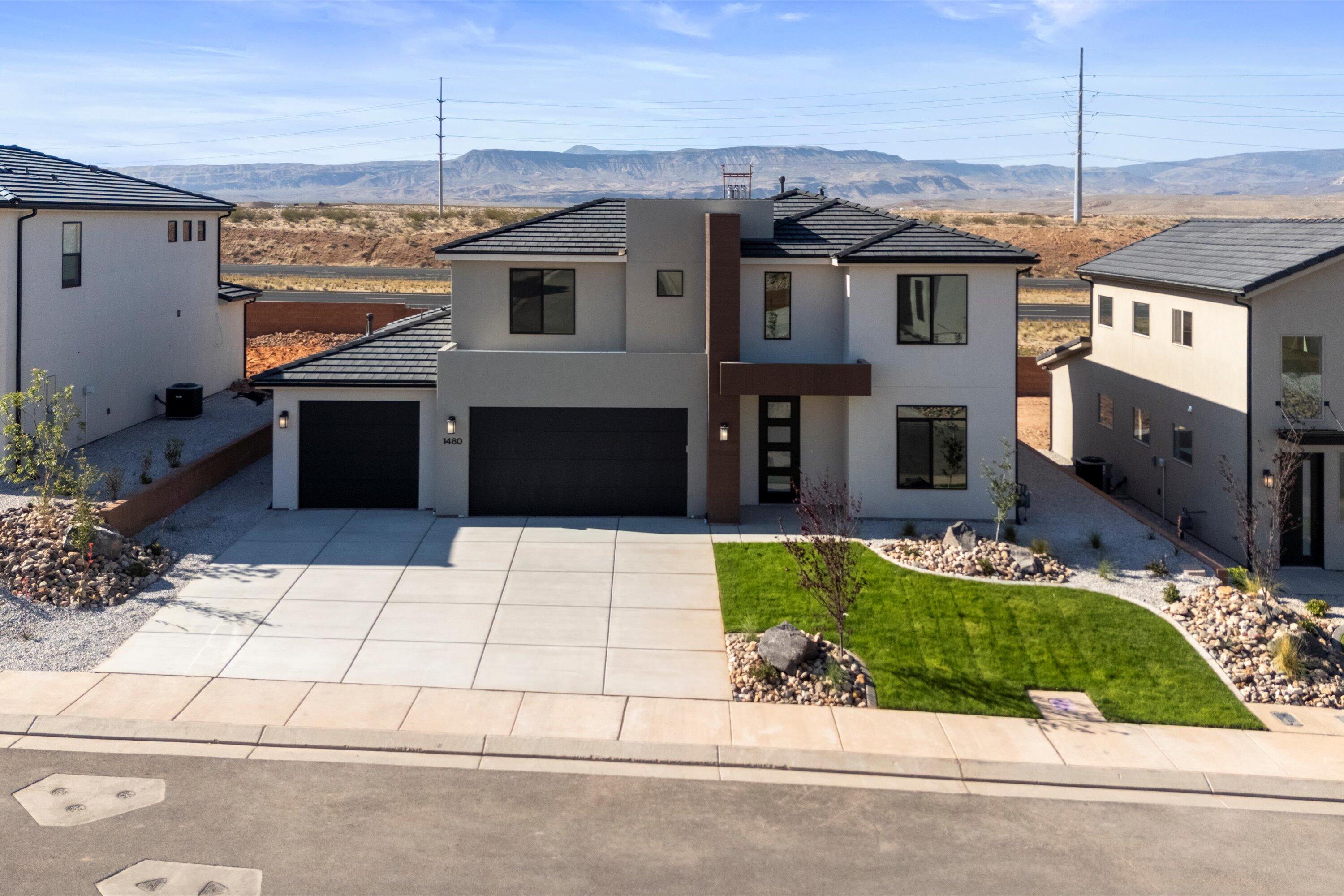 STRAWBERRY FIELDS ESTATES - Residential