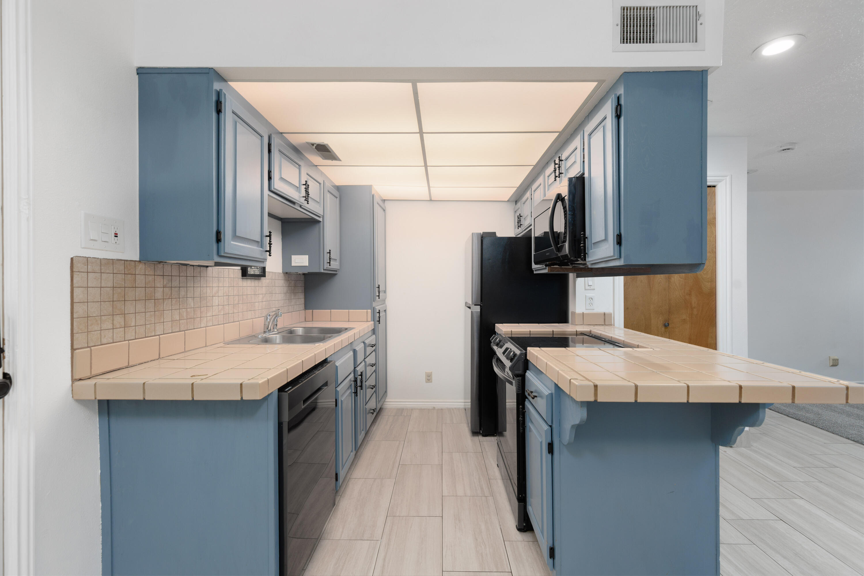 SPORTS VILLAGE - Residential