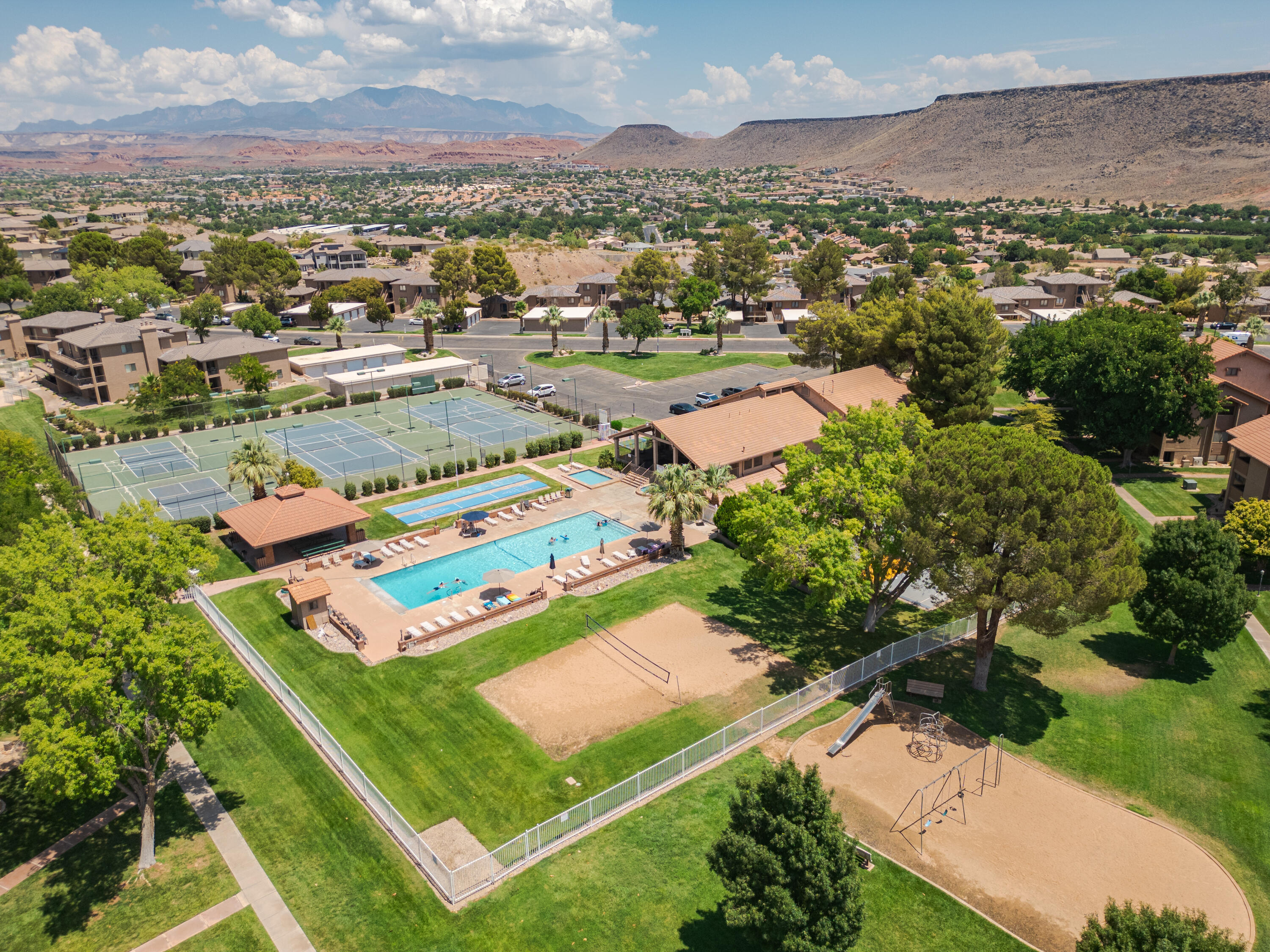 SPORTS VILLAGE - Residential