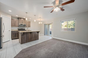 DESERT HILLS - Residential