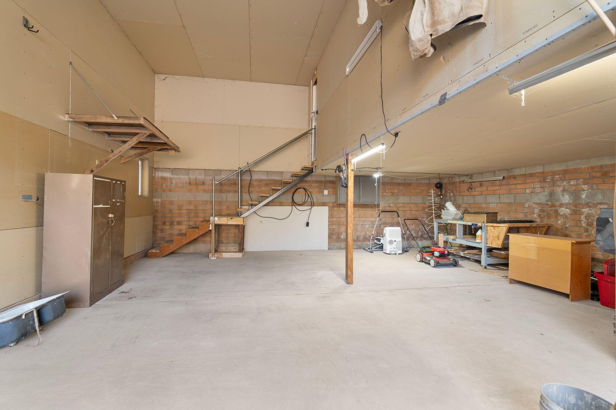 DIXIE DEER ESTATES - Residential