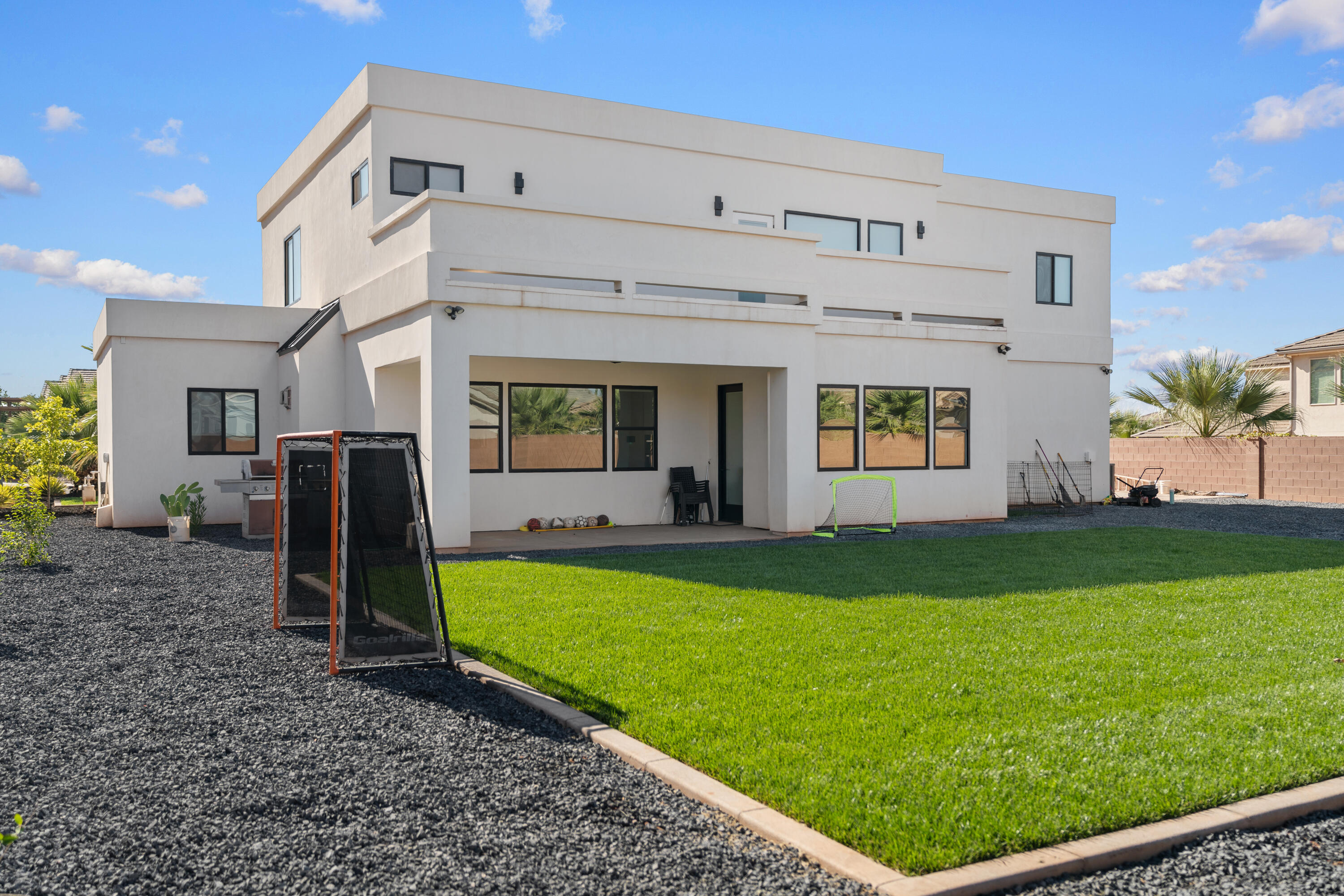 MAPLE ESTATES - Residential