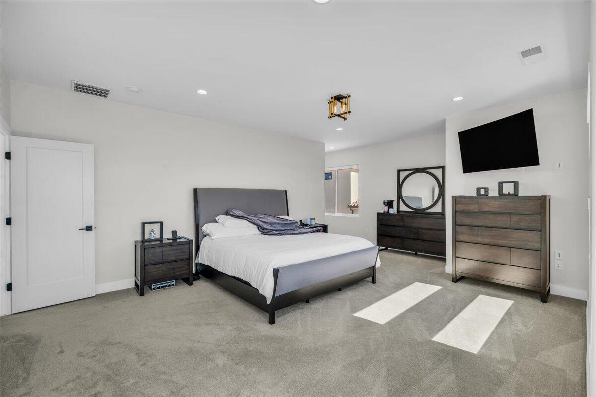 MAPLE ESTATES - Residential