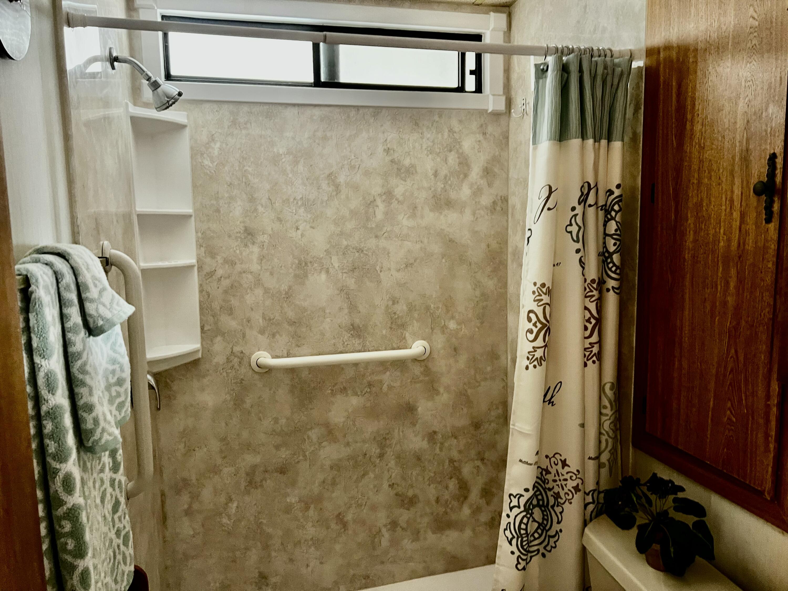 WORLDWIDE SUN RESORT - Residential