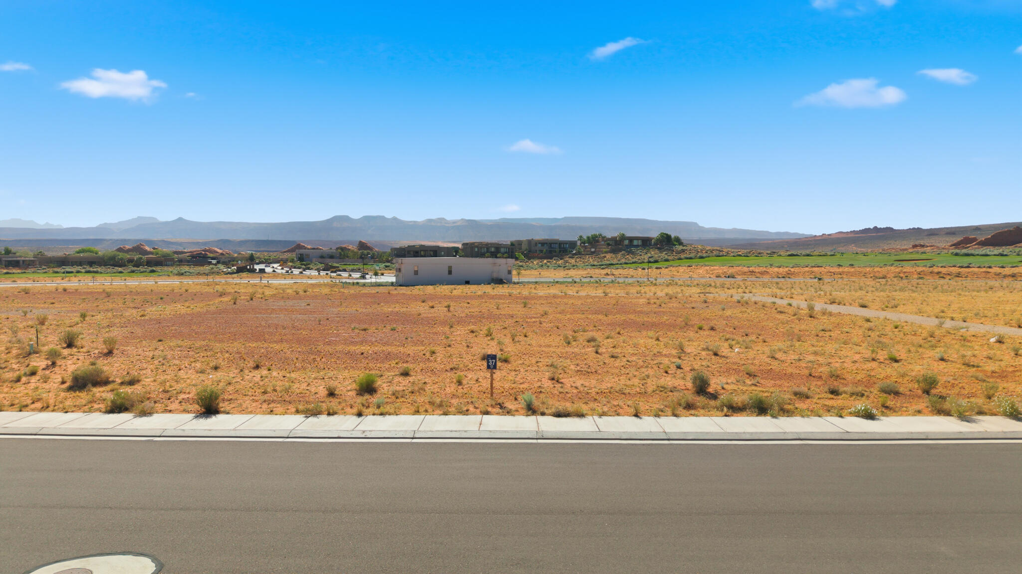 ESTATES AT SAND HOLLOW - Land