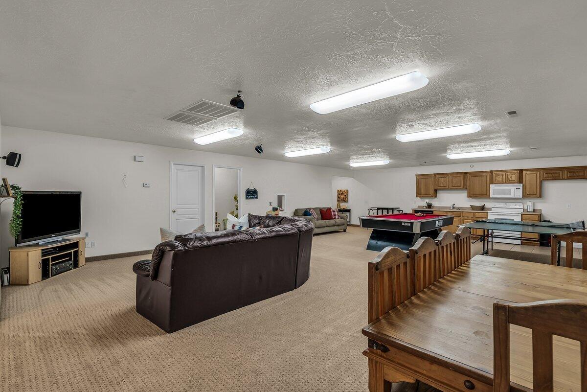 COX LANDING - Residential