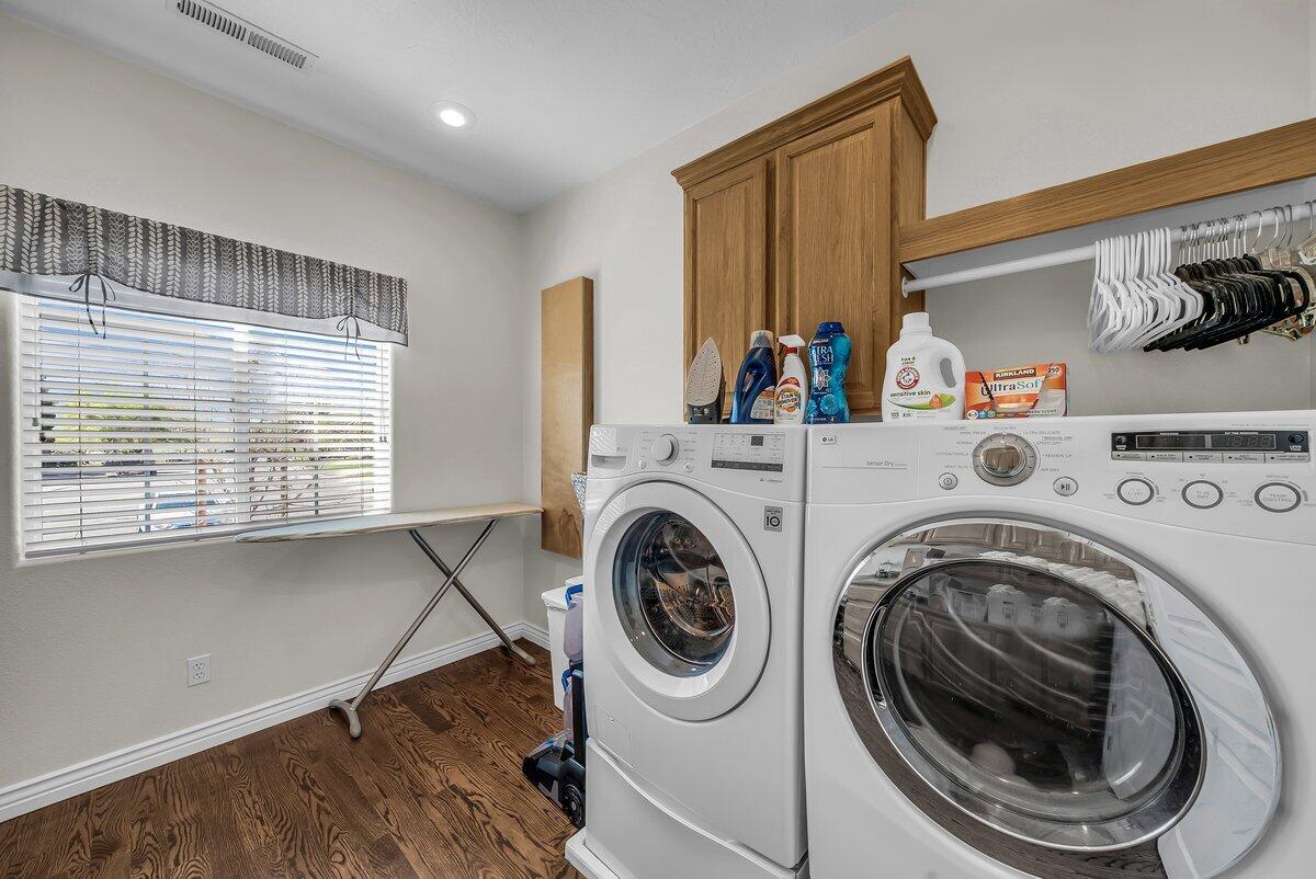 COX LANDING - Residential