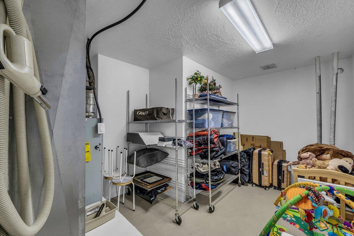 COX LANDING - Residential