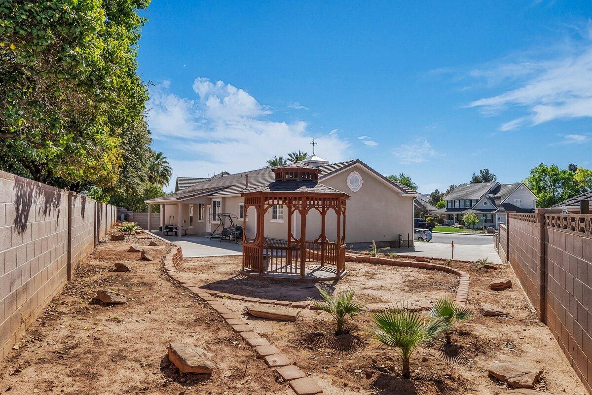 COX LANDING - Residential