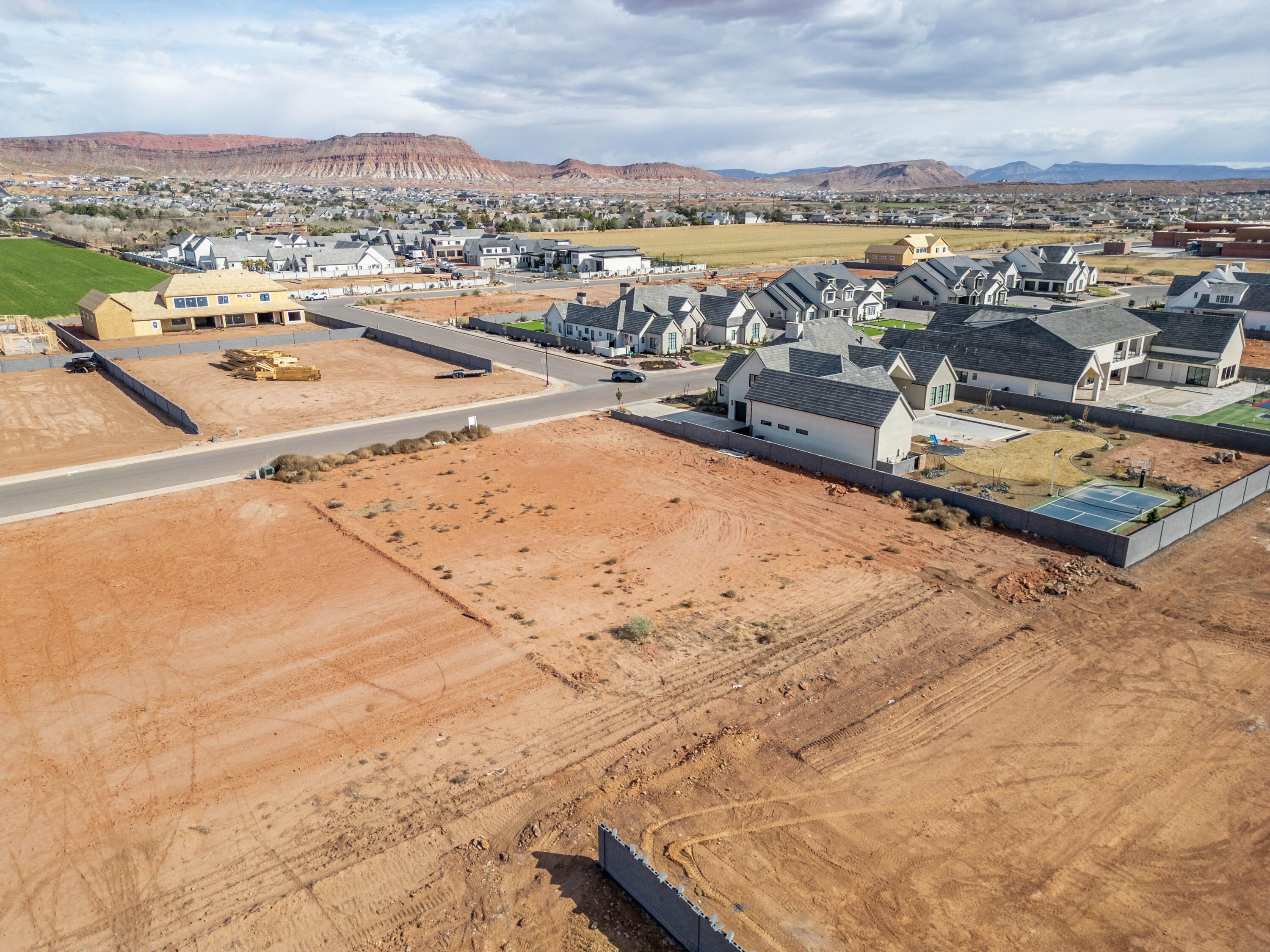 OAK GROVE MEADOWS - Land