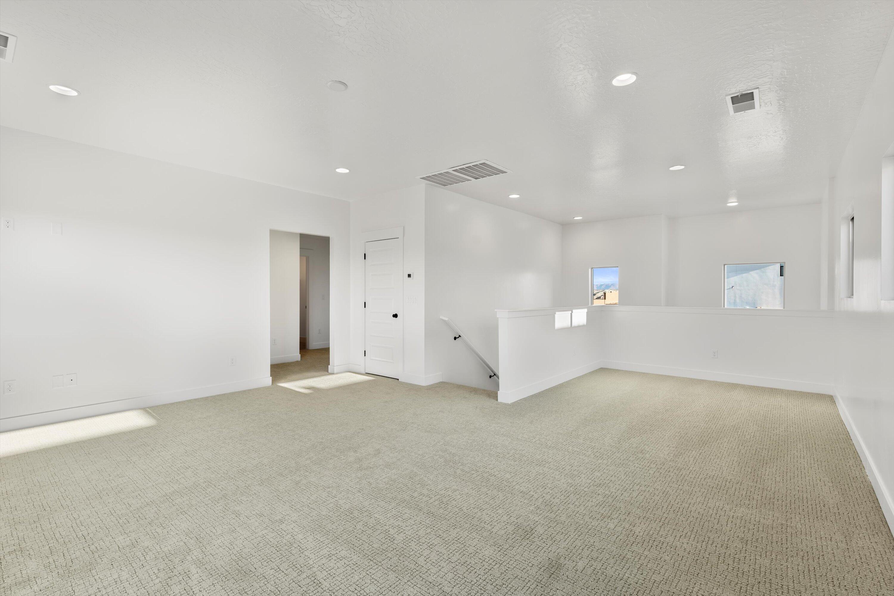 WHITE HILLS SUB - Residential