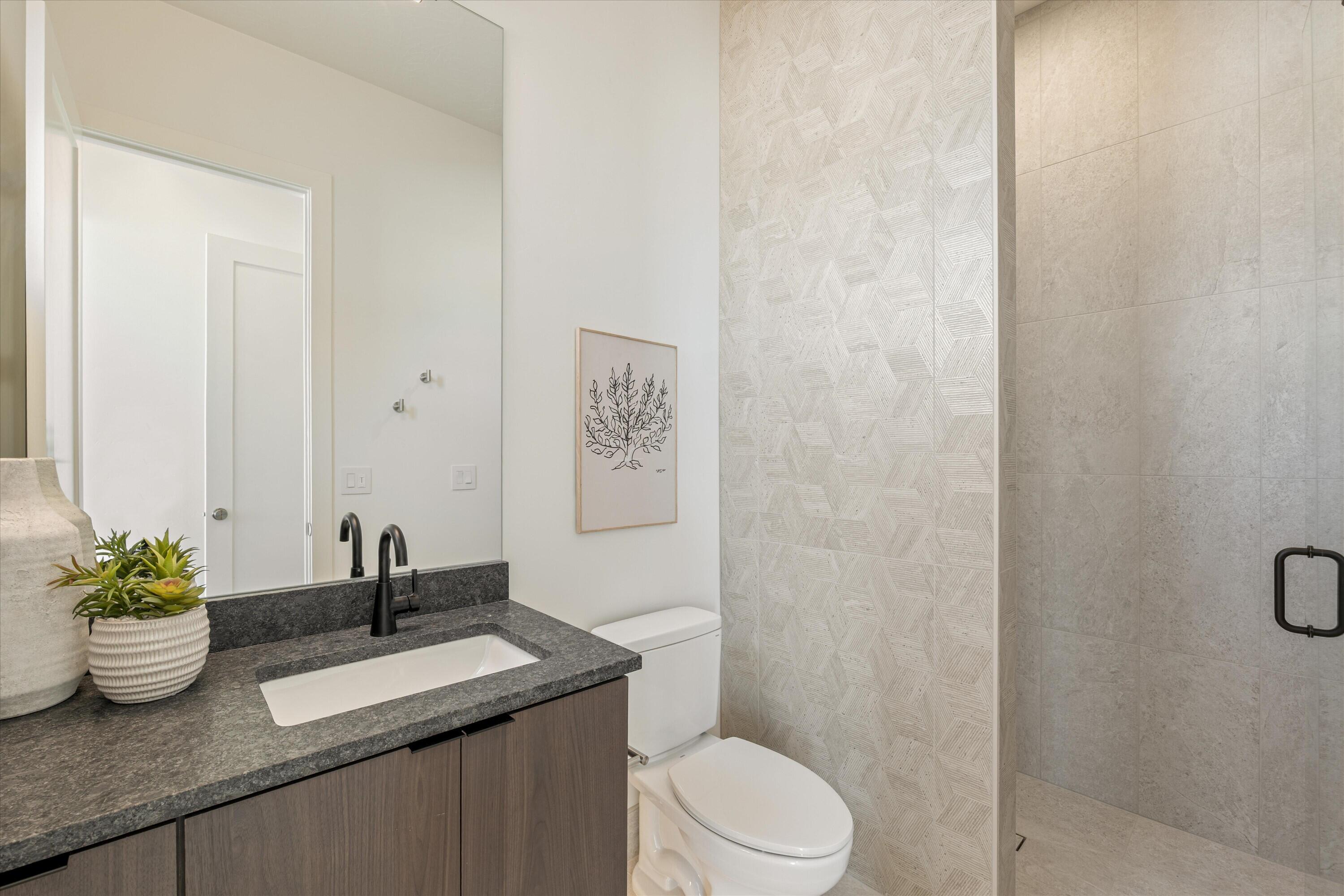 SCENIC POINTE - Residential