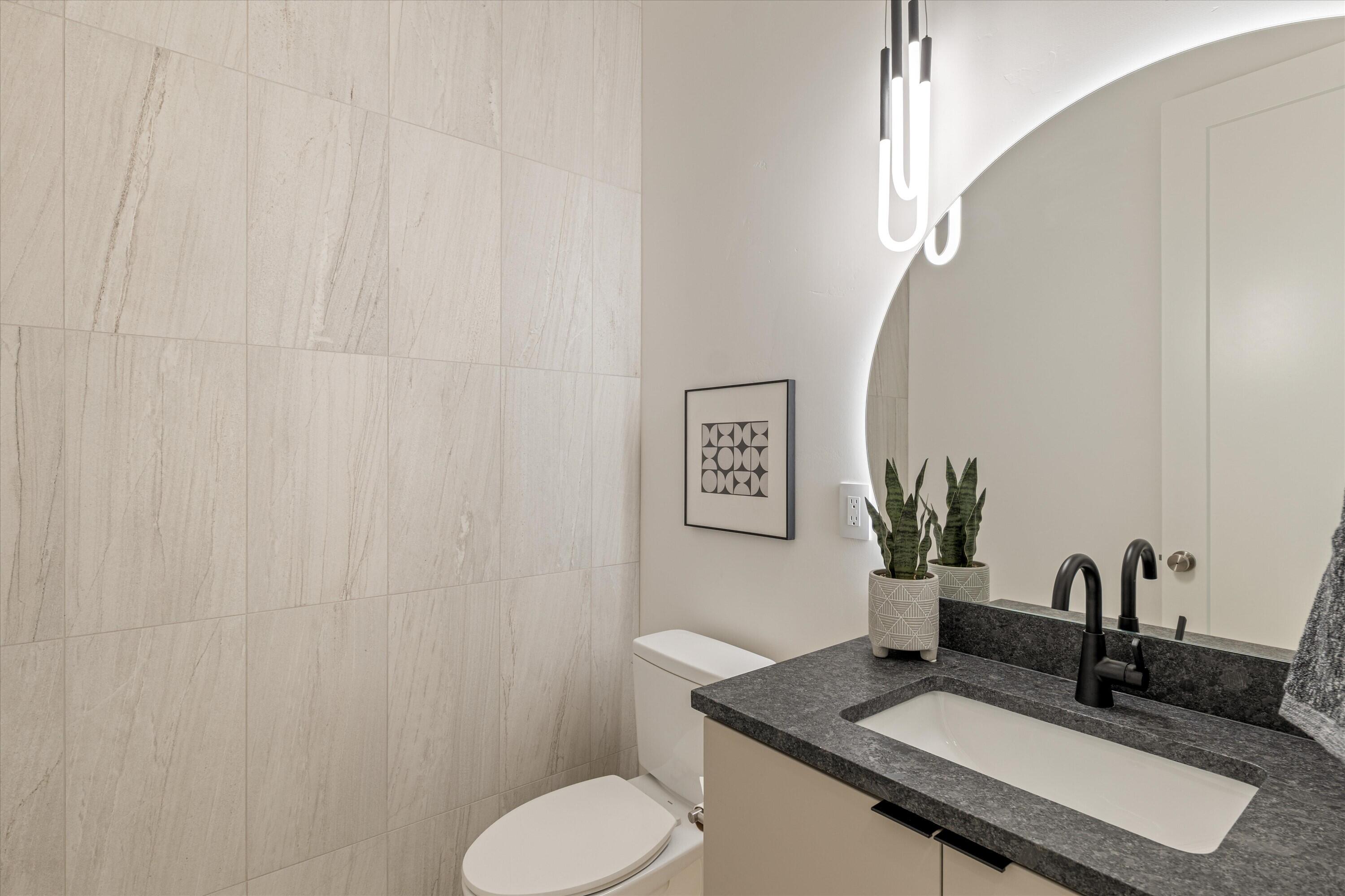 SCENIC POINTE - Residential