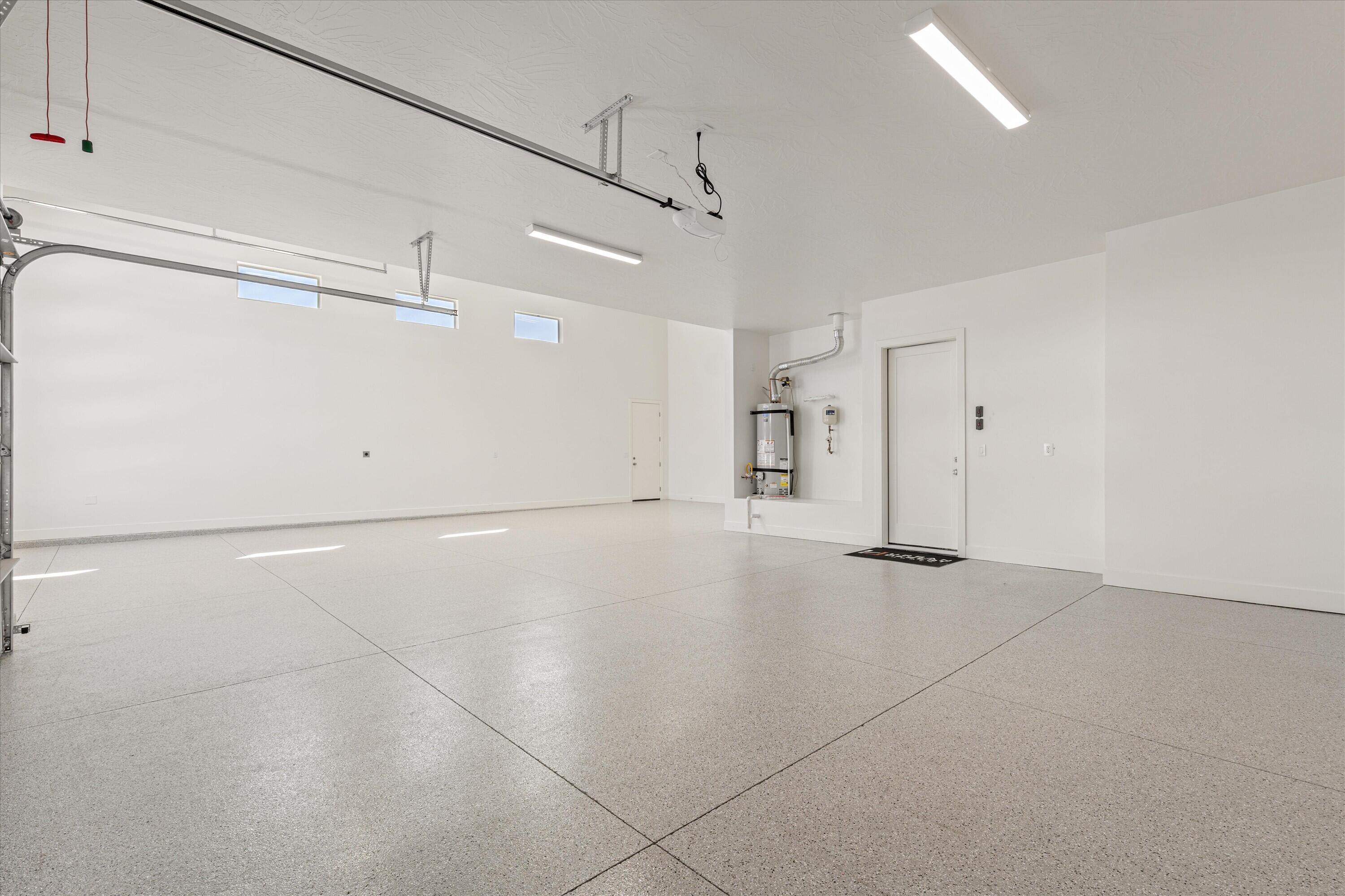 SCENIC POINTE - Residential