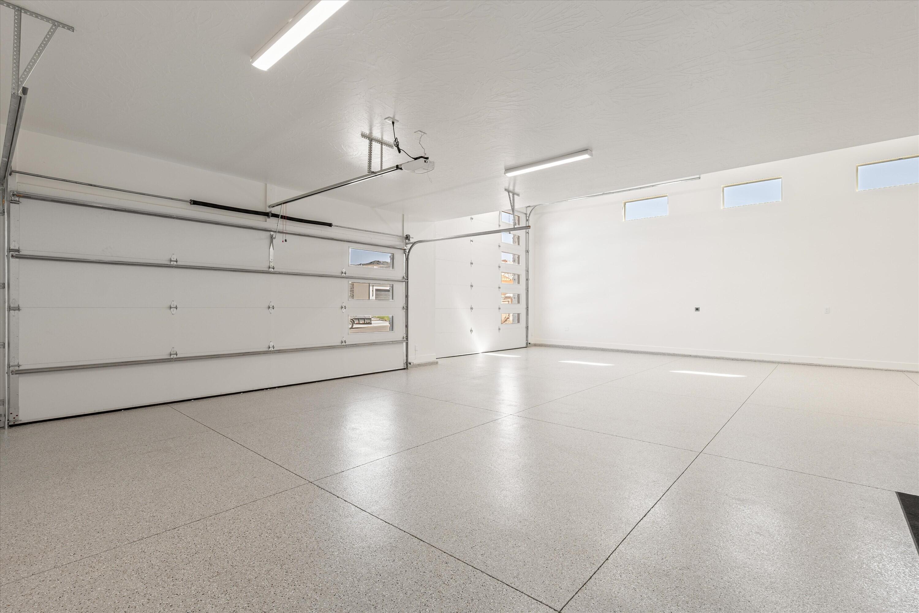 SCENIC POINTE - Residential