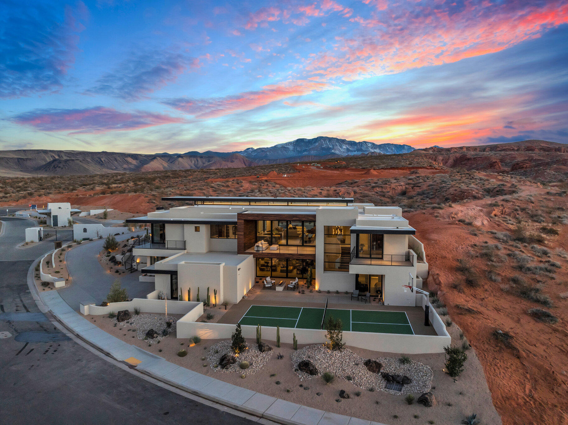 SOLENTE VILLAGE - Residential
