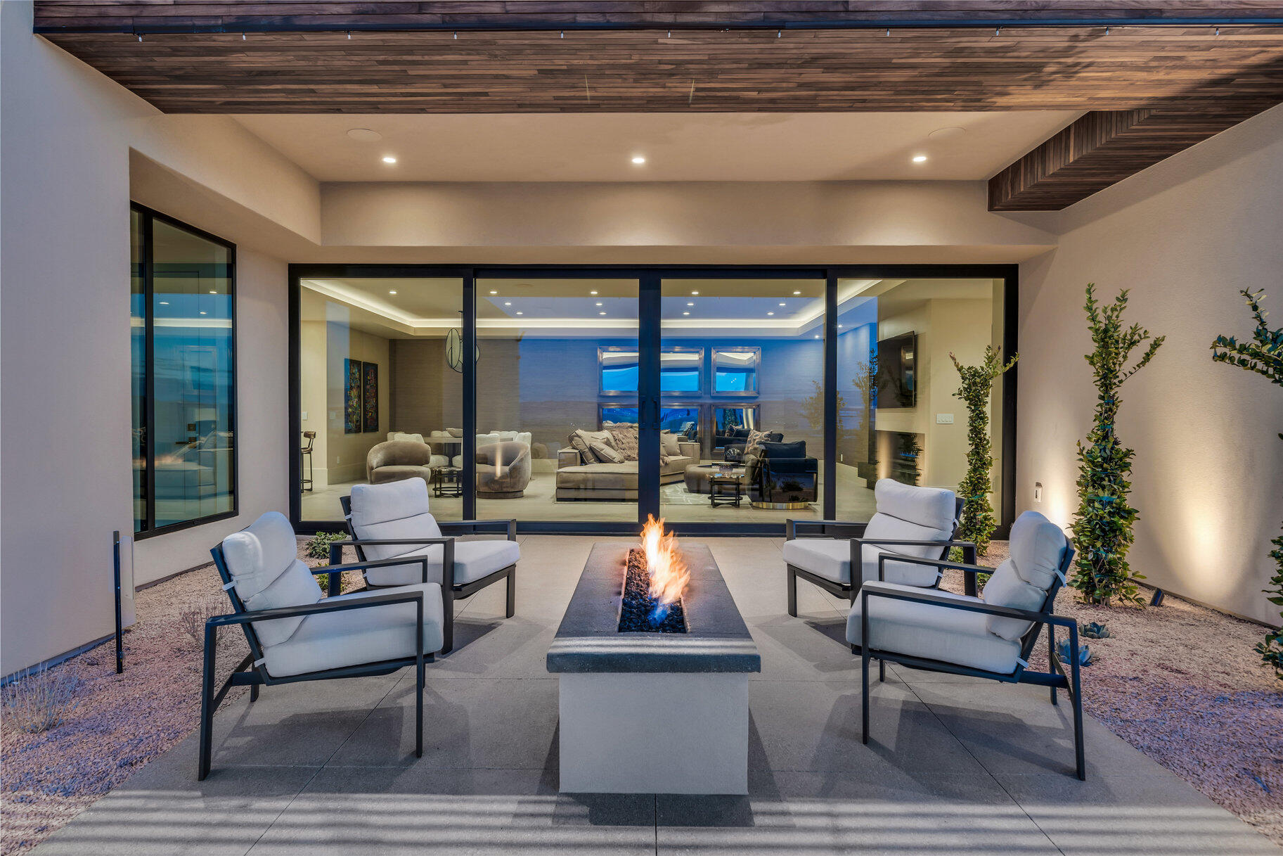 SOLENTE VILLAGE - Residential
