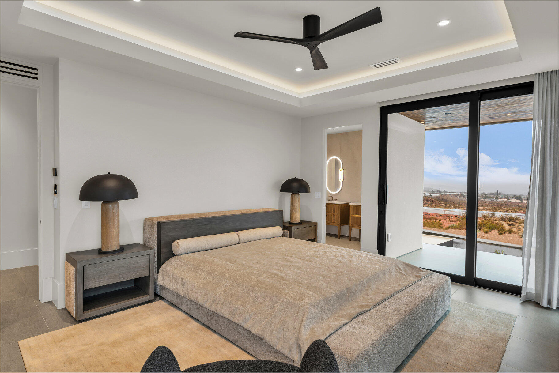 SOLENTE VILLAGE - Residential