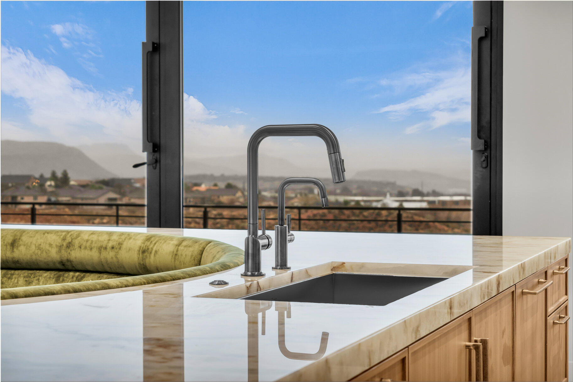 SOLENTE VILLAGE - Residential