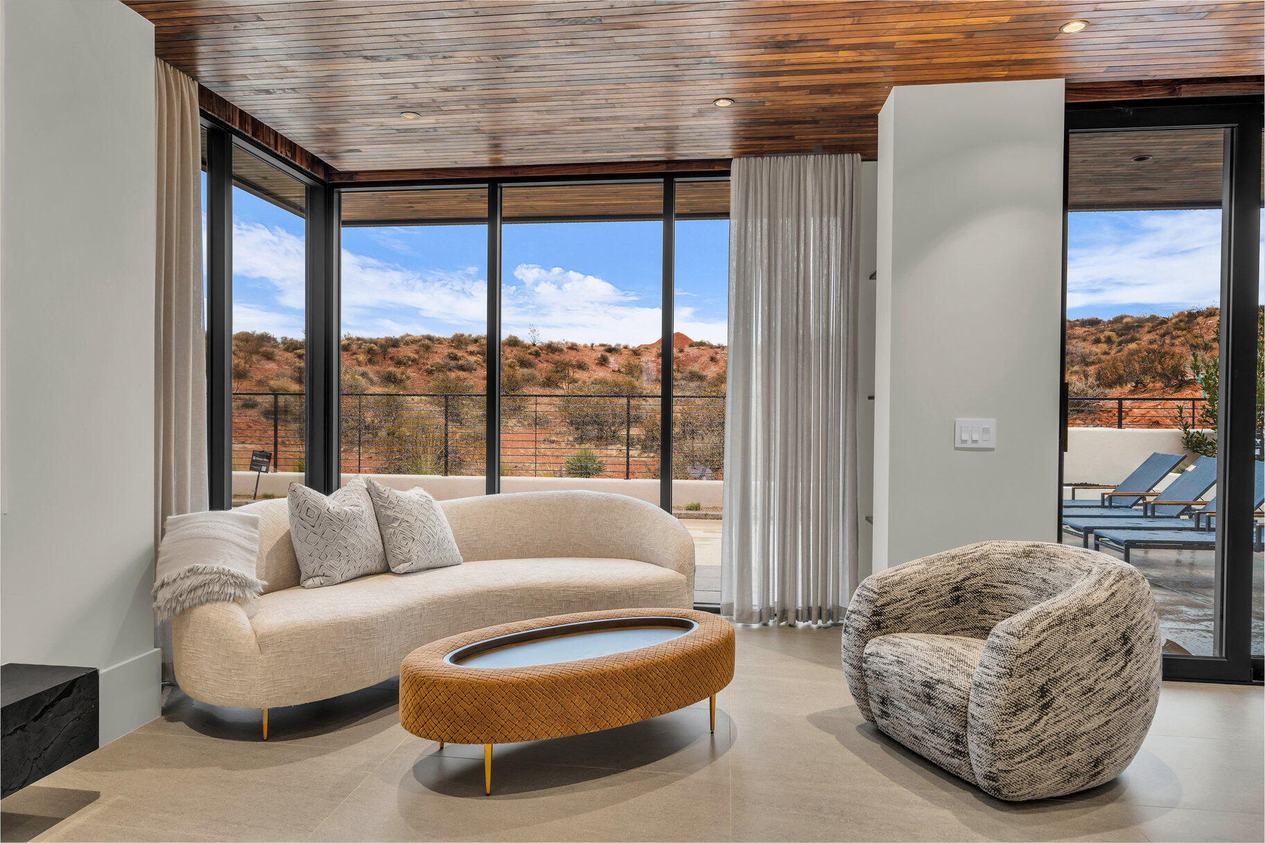 SOLENTE VILLAGE - Residential