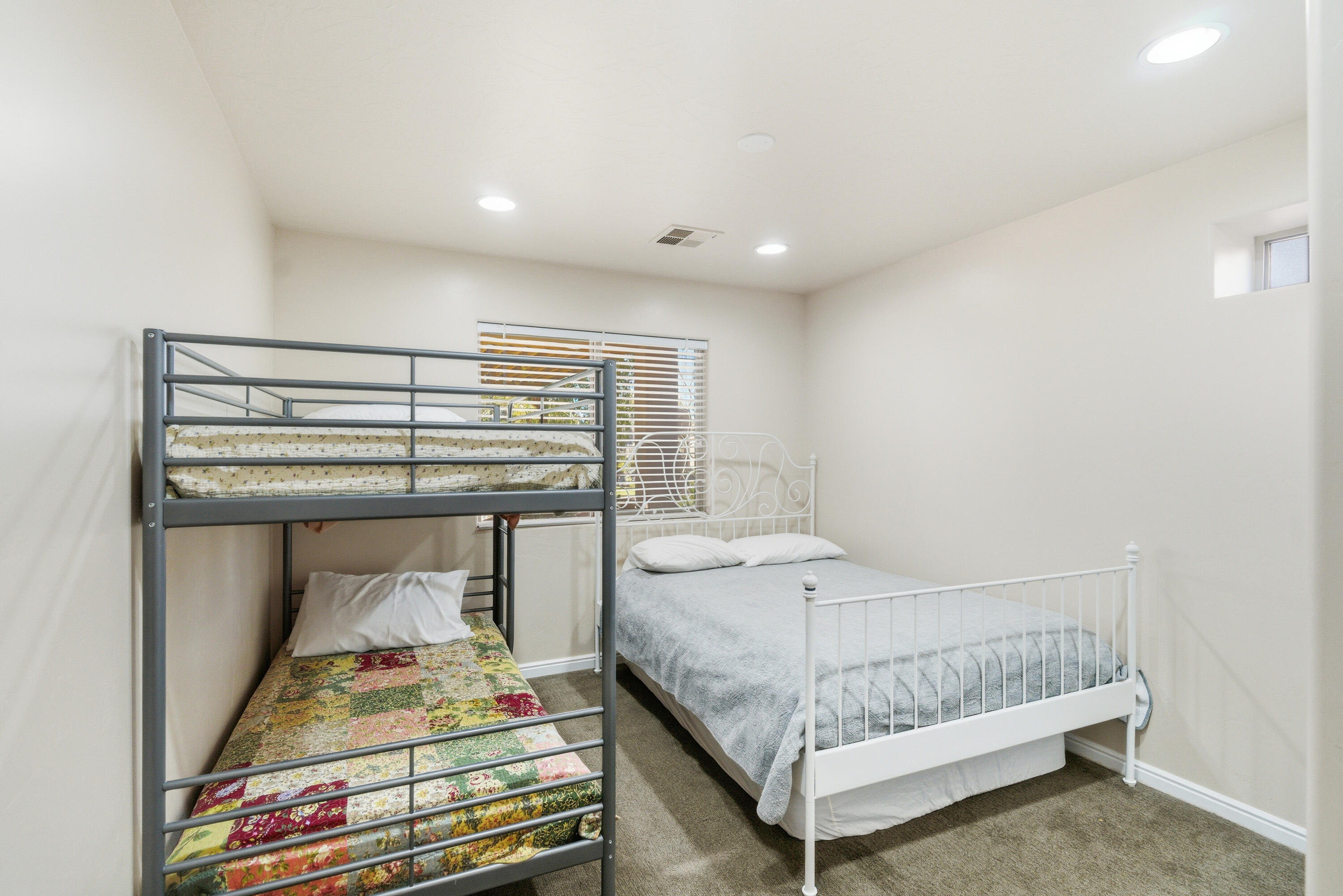 NEW WARM SPRINGS - Residential