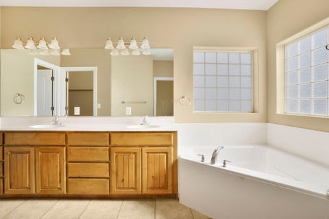 Tiny photo for 545 W 375 S, Hurricane, UT 84737 (MLS # 26-273427)