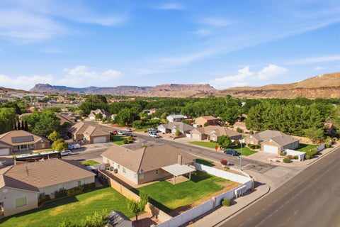 Tiny photo for 545 W 375 S, Hurricane, UT 84737 (MLS # 26-273427)