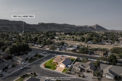 Tiny photo for 545 W 375 S, Hurricane, UT 84737 (MLS # 26-273427)