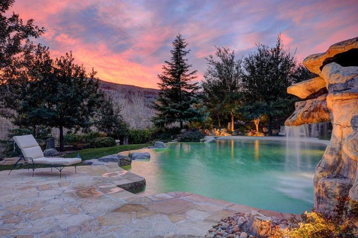 Santa Clara, Utah 84765, United States, 4 Bedrooms Bedrooms, ,6 BathroomsBathrooms,Residential,Active,57857