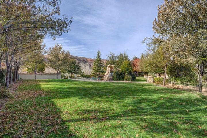 Santa Clara, Utah 84765, United States, 4 Bedrooms Bedrooms, ,6 BathroomsBathrooms,Residential,Active,57857