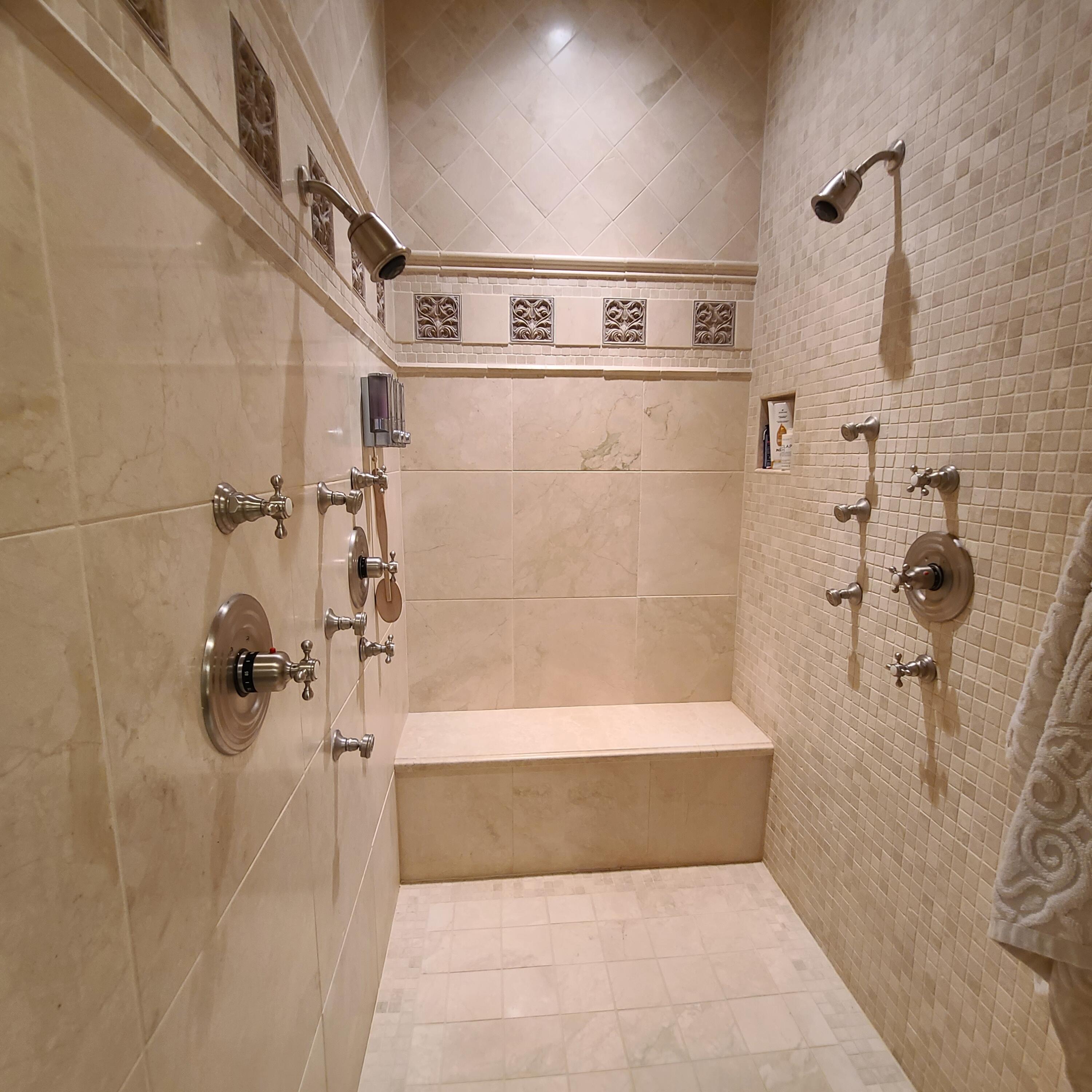 Santa Clara, Utah 84765, United States, 4 Bedrooms Bedrooms, ,6 BathroomsBathrooms,Residential,Active,57857