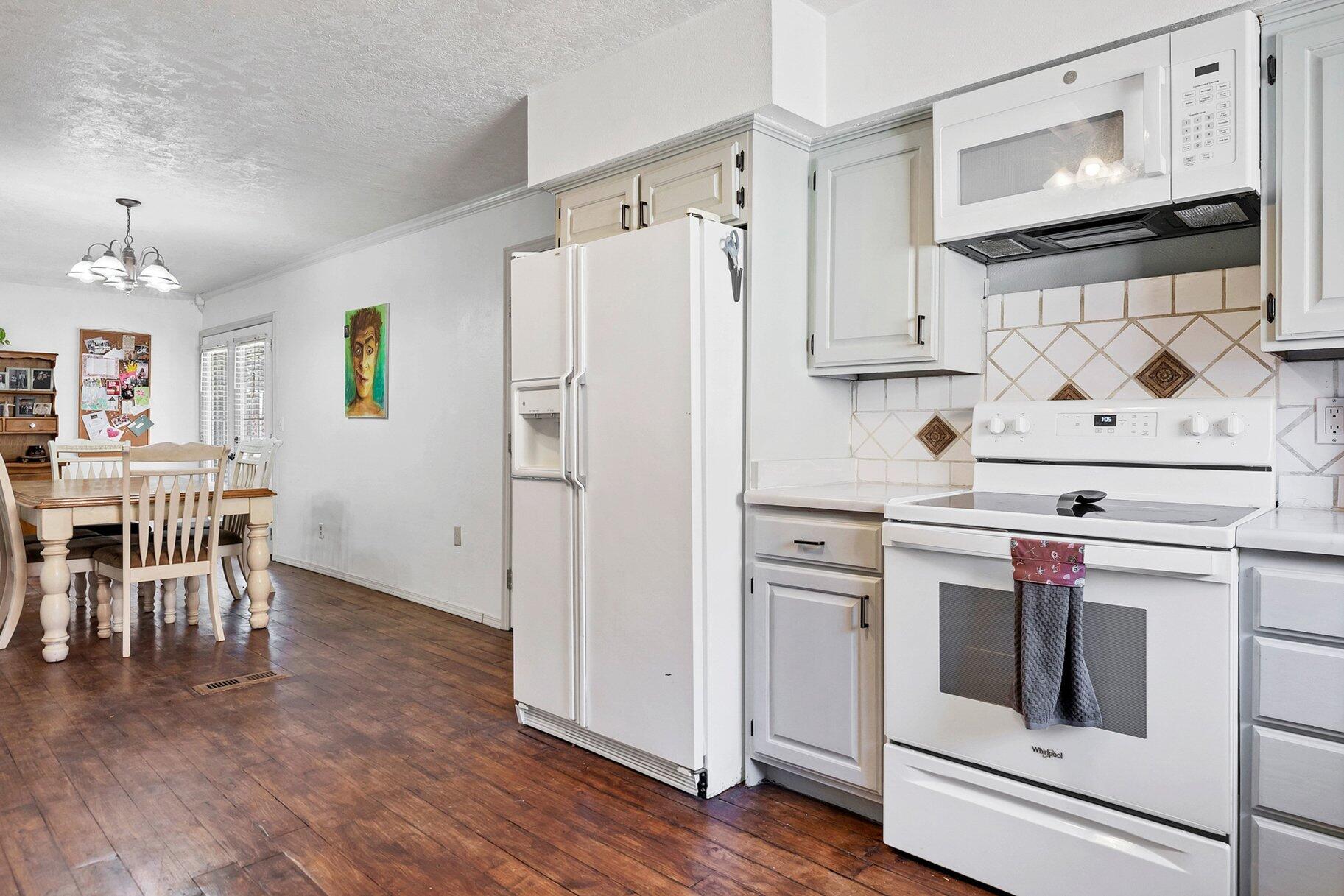 BLOOMINGTON COUNTRY CLUB - Residential