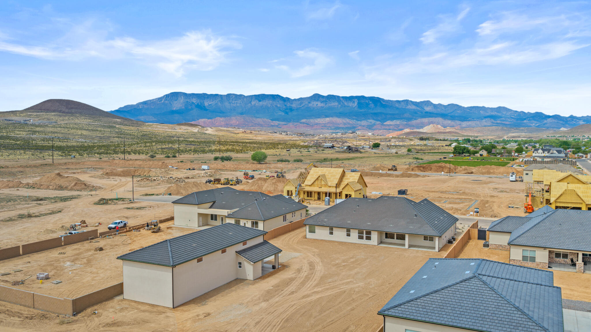 HURRICANE FIELDS ESTATES - Residential