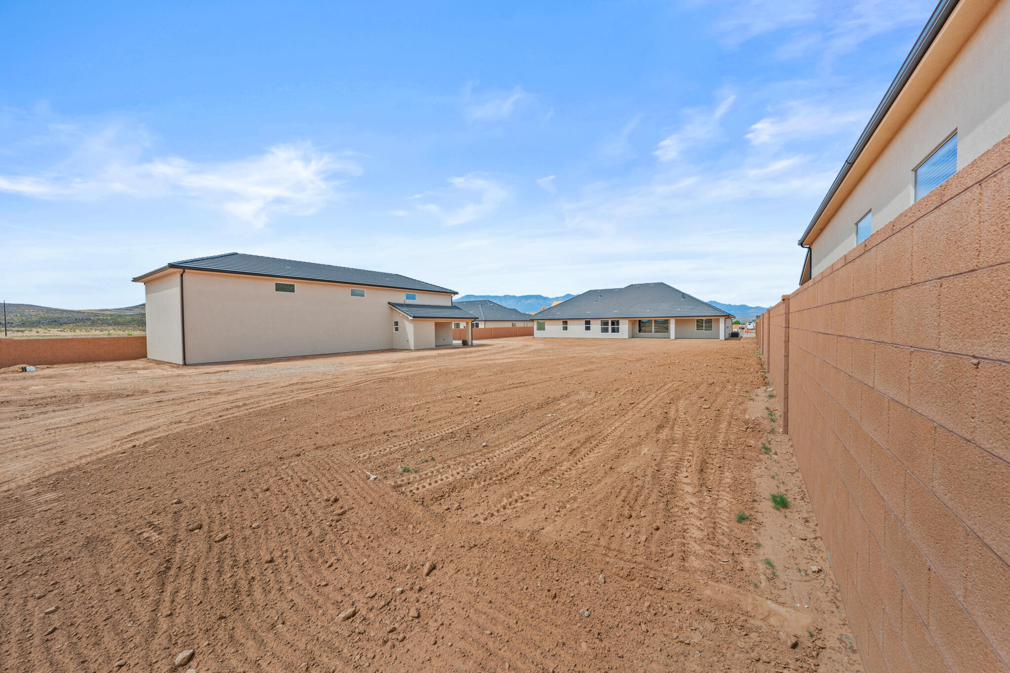 HURRICANE FIELDS ESTATES - Residential