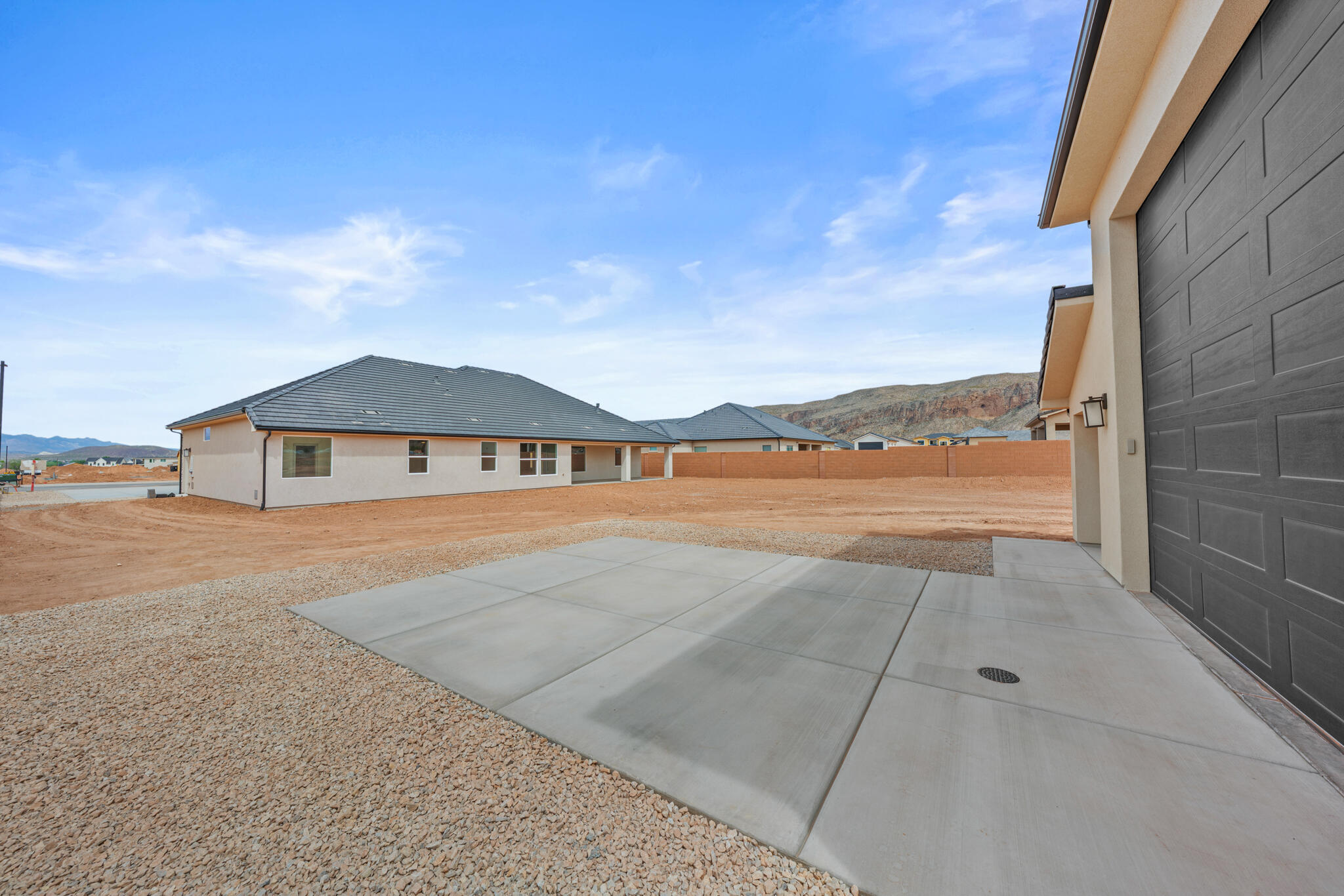 HURRICANE FIELDS ESTATES - Residential