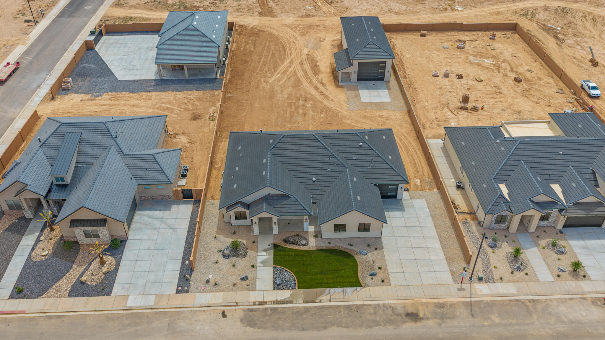 HURRICANE FIELDS ESTATES - Residential