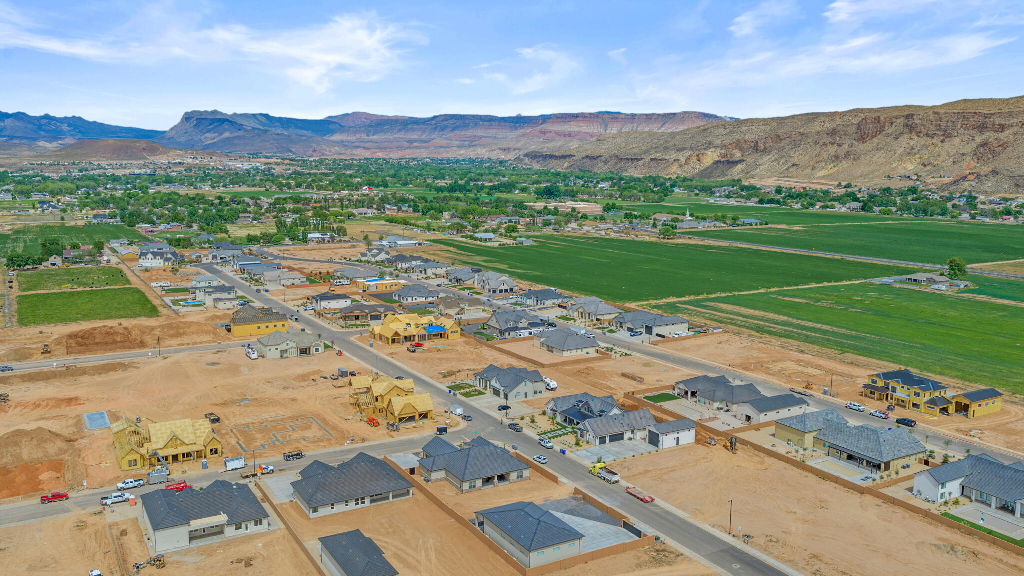 HURRICANE FIELDS ESTATES - Residential