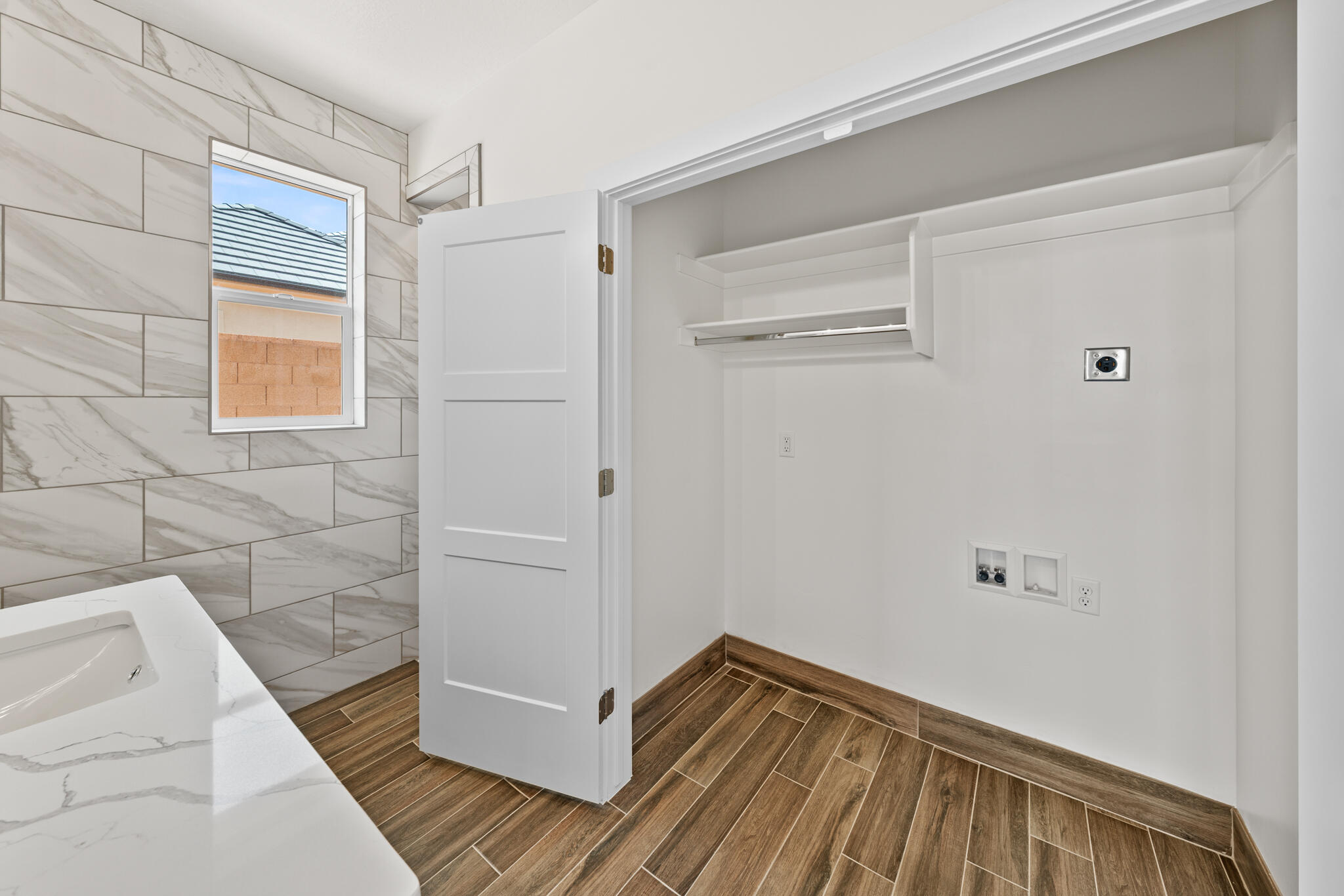 HURRICANE FIELDS ESTATES - Residential