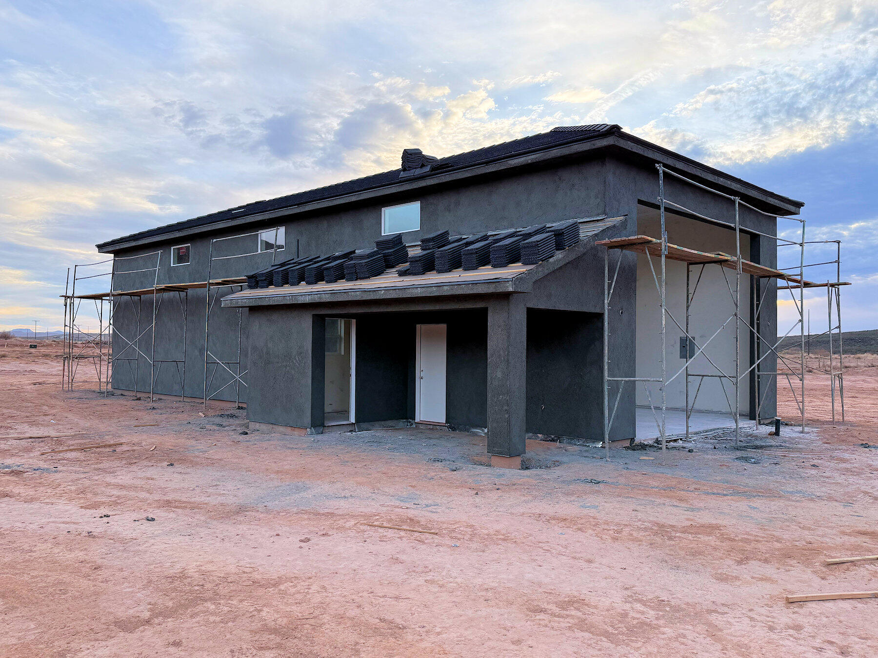 HURRICANE FIELDS ESTATES - Residential