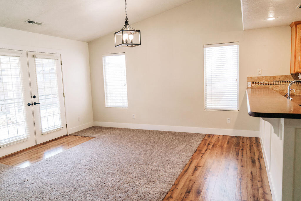 VILLAS AT GREEN VALLEY - Residential